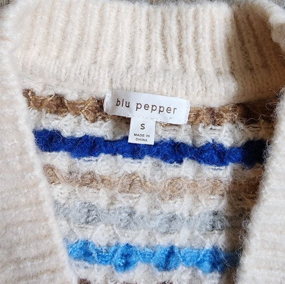 BLU PEPPER CARDIGAN SWEATER - Picture 2 of 11